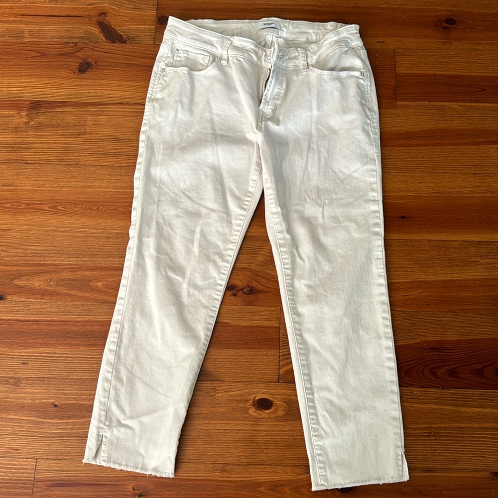 Kensie White Jeans size 10